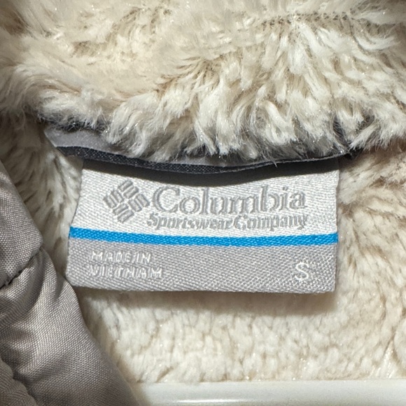 Columbia Cream Fleece-Lined Jacket with Gray Trim - Picture 2 of 5